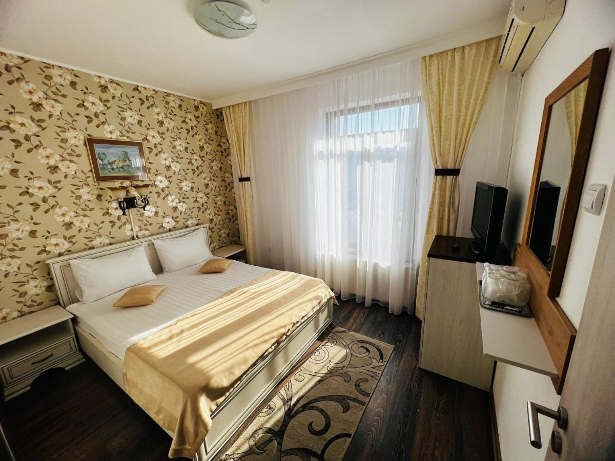 Băile Olăneşti Hotel Suprem מראה חיצוני תמונה