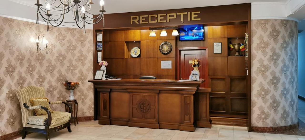 Băile Olăneşti Hotel Suprem מראה חיצוני תמונה